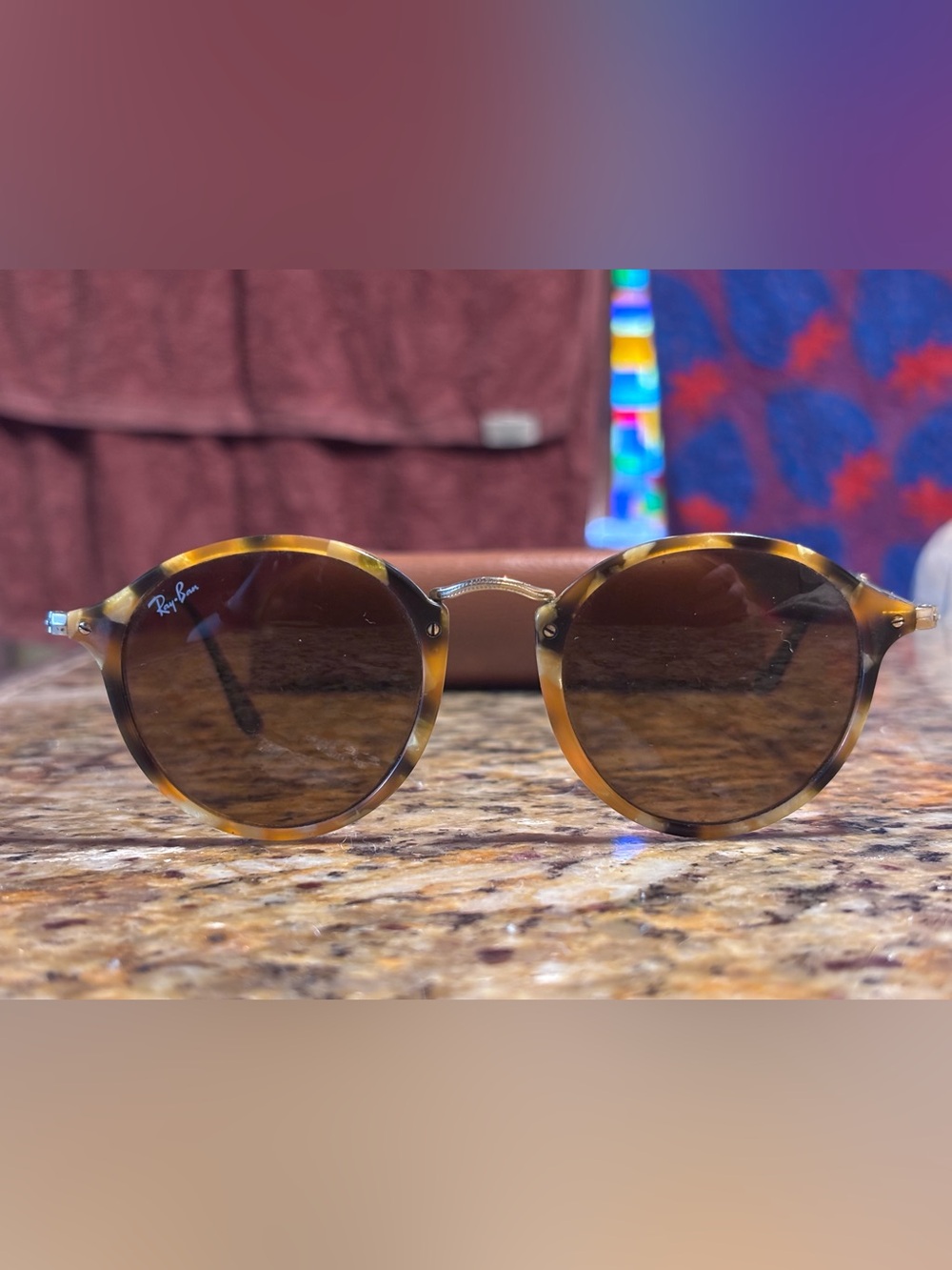 Ray-Ban Women’s Round Sunglasses Tortoise and Brown Lenses